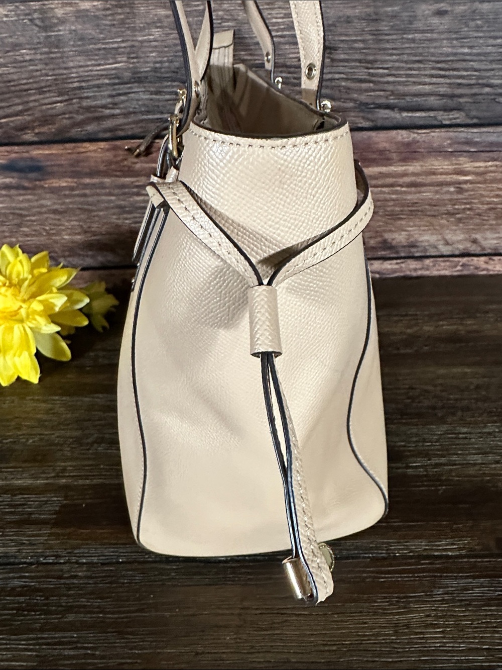 Michael Kors Tan Pebbled Leather Tote with MK Charm - Picture 4 of 9